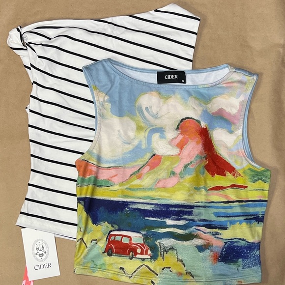 Cider Medium Top Pair NWT Summer Vacay Vibes 🏖️🚢 - Picture 1 of 11